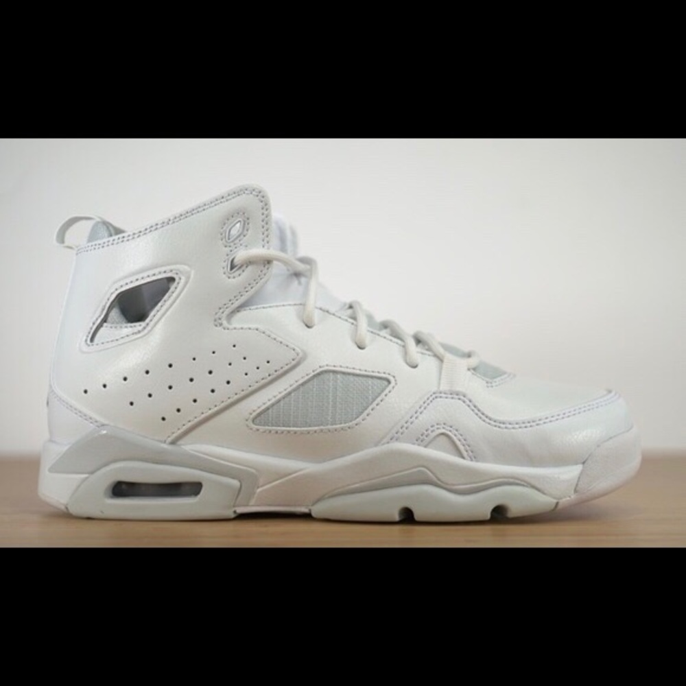 Jordan Flight 91’s Size 7Y